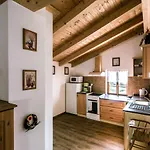 Roubenka U Huvaru Tachov (Ceska Lipa)
