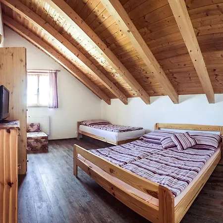 Roubenka U Huvaru * Tachov (Ceska Lipa)